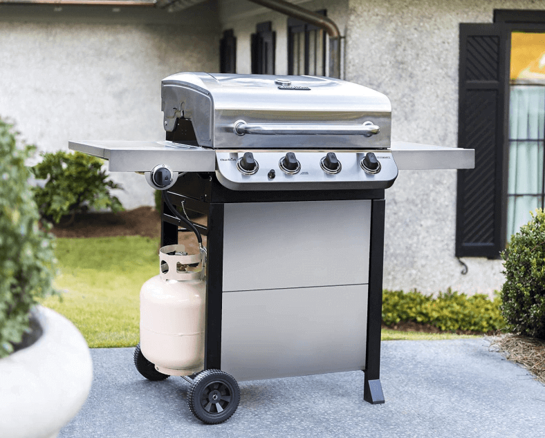 Char-Broil-Performance-Series-463377319-en-el-jardin-788x788-2